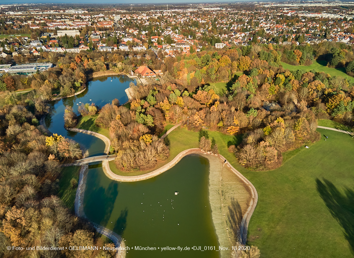 13.11.2020 - der Ostpark mit See und Biergarten in Neuperlach